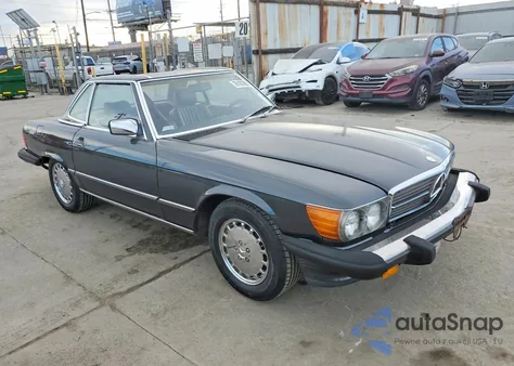 1988 Mercedes-Benz 560 Sl z USA, uszkodzony, nr VIN WDBBA48D8JA090061